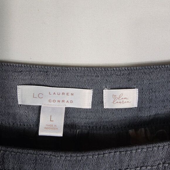 LC Lauren Conrad Floral Dark Gray and Pink Blouse Size L - Picture 7 of 12